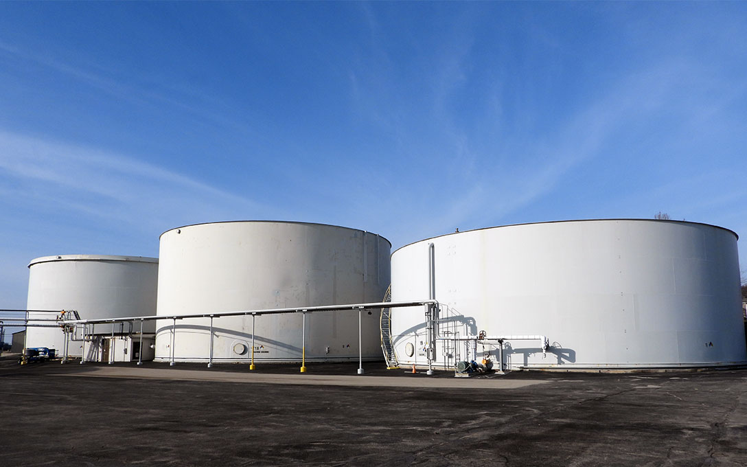 liquid calcium chloride storage tanks - OxyChem Calcium Chloride